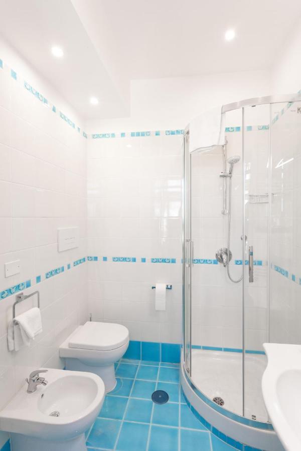 Tofani Apartment - Luminoso Con Terrazzo Panoramico Sorrento Eksteriør bilde