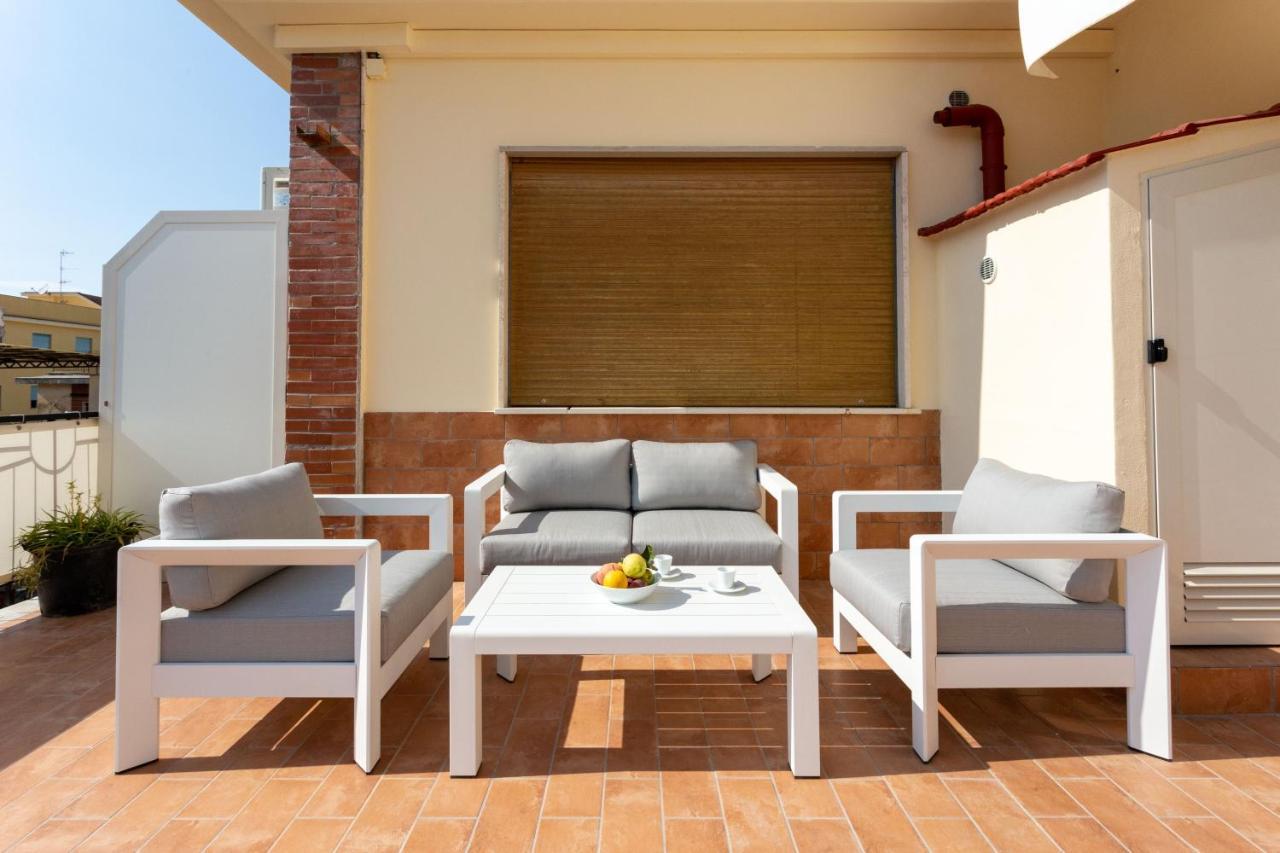 Tofani Apartment - Luminoso Con Terrazzo Panoramico Sorrento Eksteriør bilde