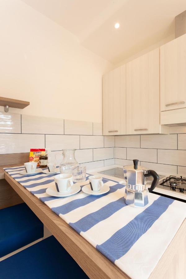 Tofani Apartment - Luminoso Con Terrazzo Panoramico Sorrento Eksteriør bilde
