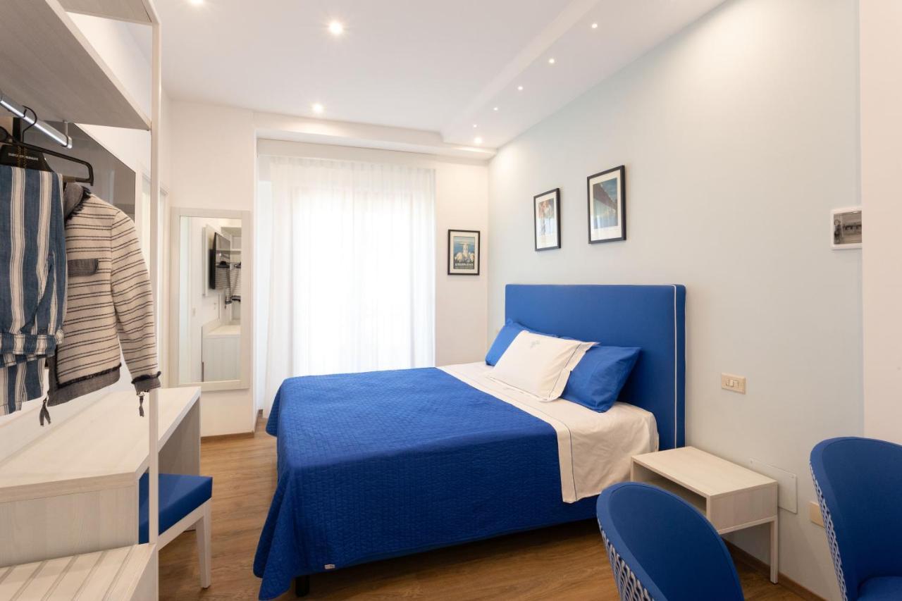 Tofani Apartment - Luminoso Con Terrazzo Panoramico Sorrento Eksteriør bilde
