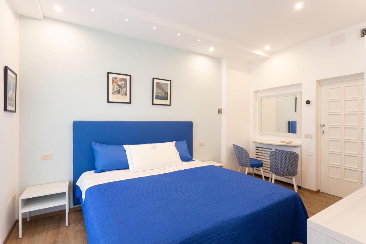 Tofani Apartment - Luminoso Con Terrazzo Panoramico Sorrento Eksteriør bilde