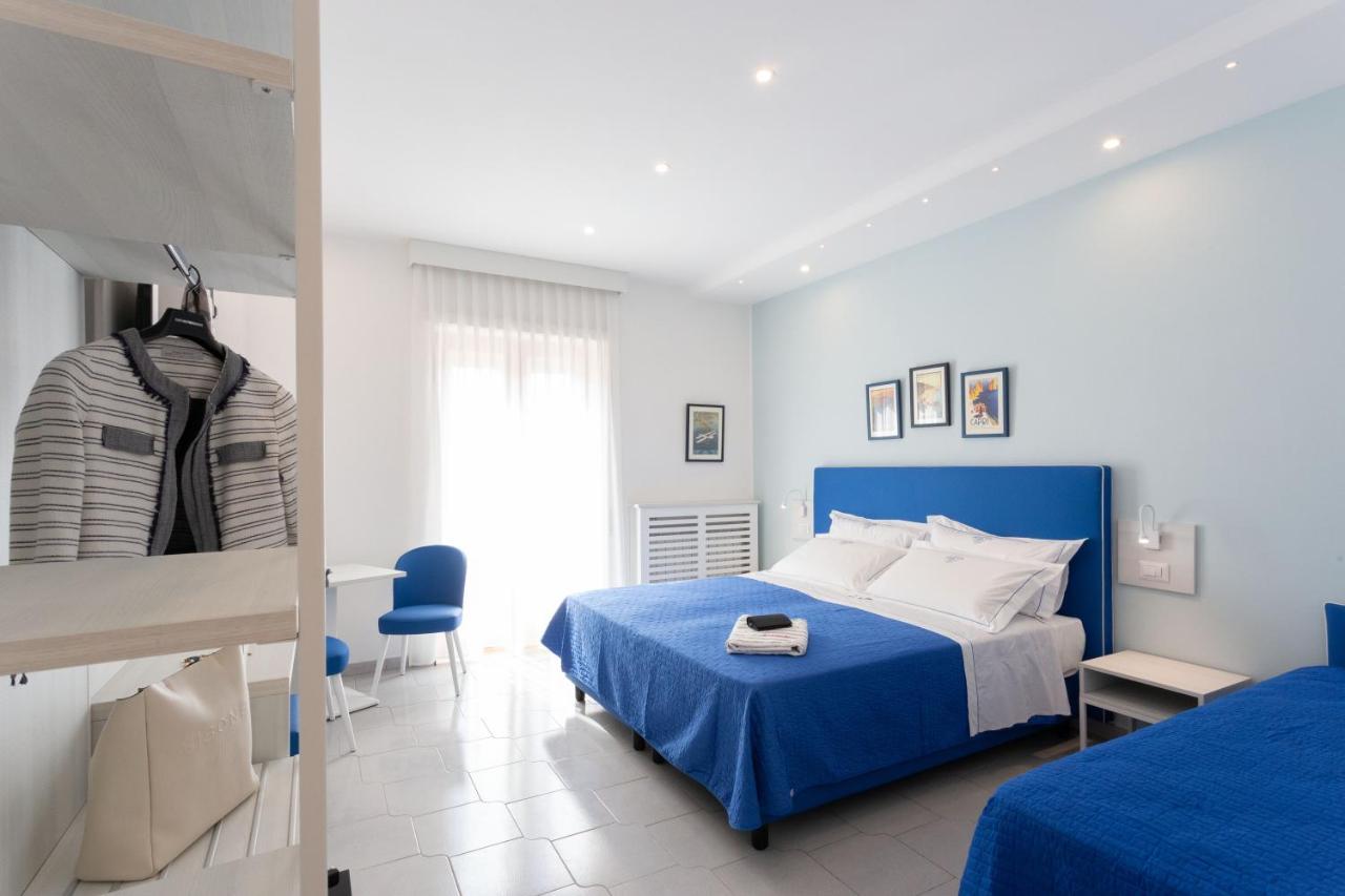 Tofani Apartment - Luminoso Con Terrazzo Panoramico Sorrento Eksteriør bilde